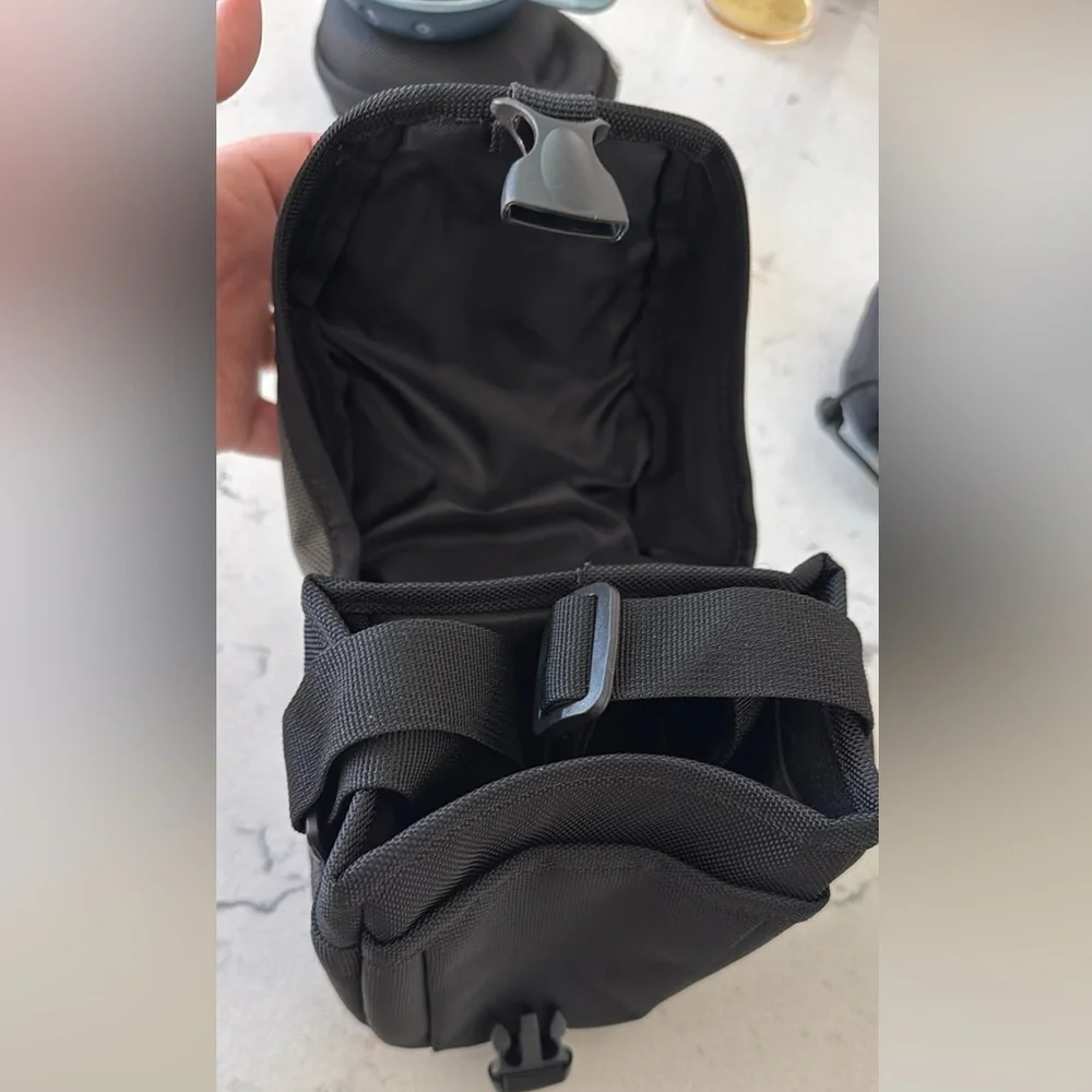 Canon Black PSC-4200 Camera Pouch